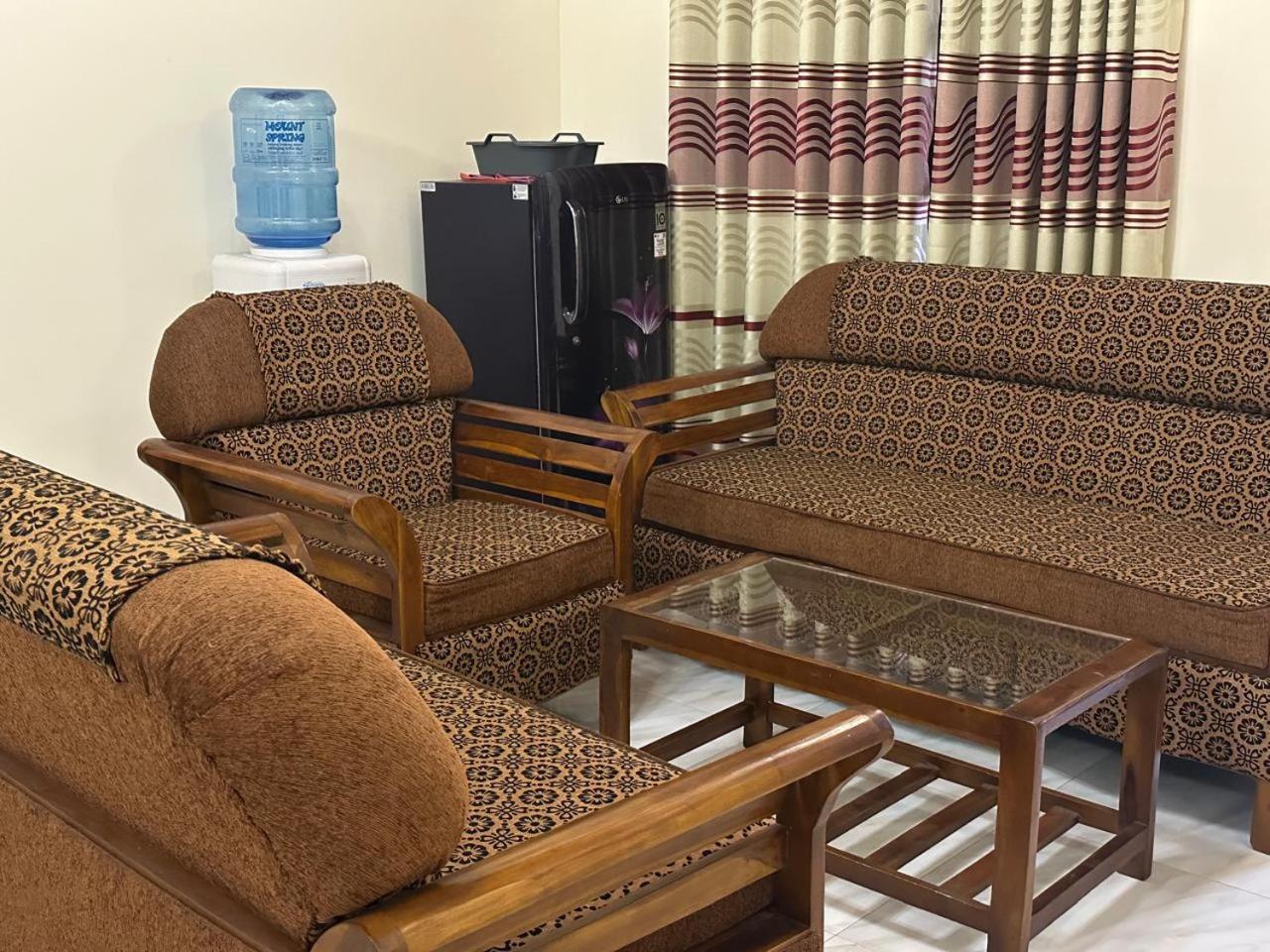 Andiambalama Lahiru Airport Villa المظهر الخارجي الصورة